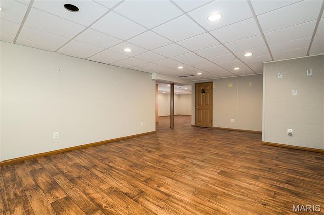 1 Pine Tree Court, St Peters, MO 63376