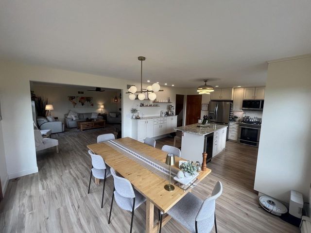 8817 Cedar Sauk ROAD, Saukville, WI 53080