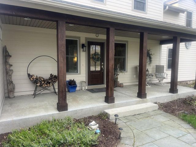 8817 Cedar Sauk ROAD, Saukville, WI 53080
