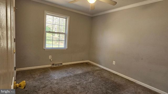 12427 SEMINOLE RD, Lusby, MD 20657