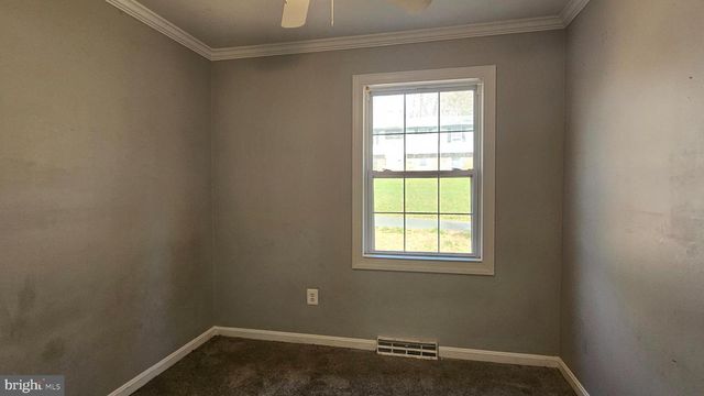12427 SEMINOLE RD, Lusby, MD 20657