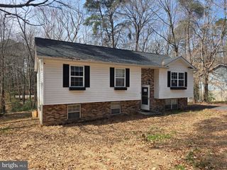 12427 SEMINOLE RD, Lusby, MD 20657
