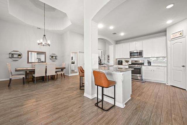 245 Natchez DR, Buda, TX 78610