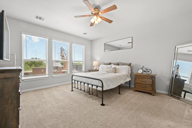 245 Natchez DR, Buda, TX 78610