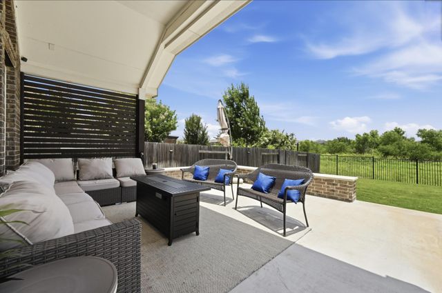245 Natchez DR, Buda, TX 78610