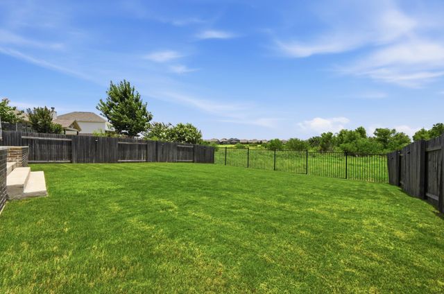 245 Natchez DR, Buda, TX 78610