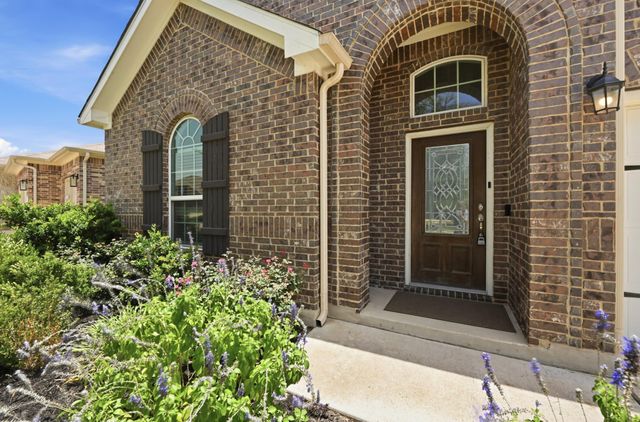 245 Natchez DR, Buda, TX 78610