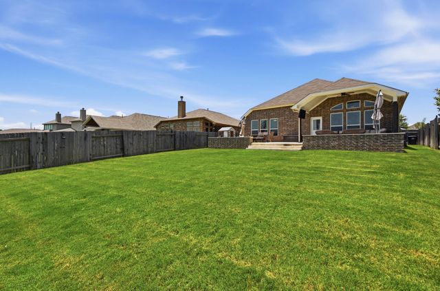 245 Natchez DR, Buda, TX 78610