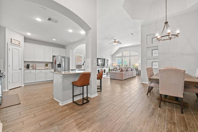 245 Natchez DR, Buda, TX 78610