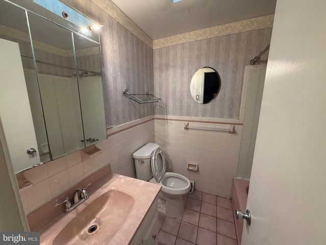 830 LAWLER ST, Philadelphia, PA 19116
