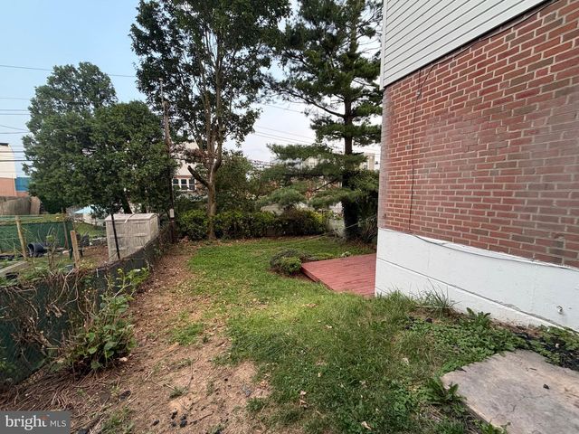 830 LAWLER ST, Philadelphia, PA 19116