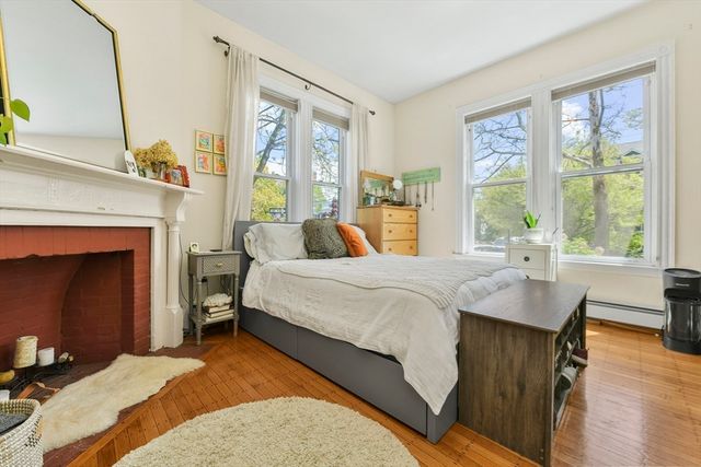 156 Sycamore St 2, Somerville, MA 02145