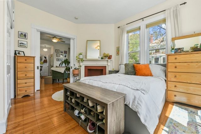 156 Sycamore St 2, Somerville, MA 02145