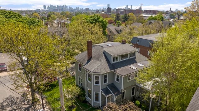 156 Sycamore St 2, Somerville, MA 02145
