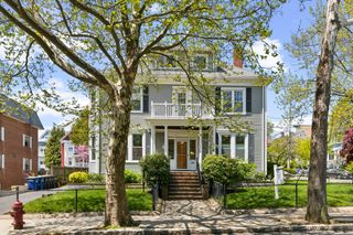 156 Sycamore St 2, Somerville, MA 02145