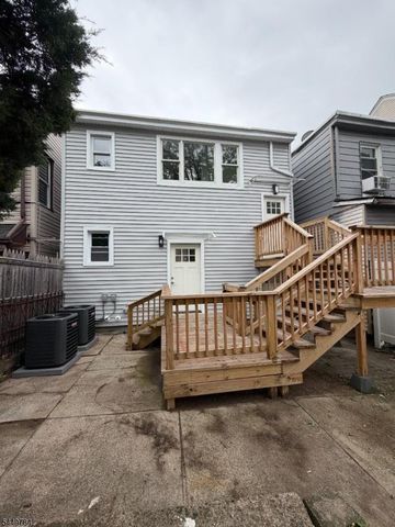 40 N York St, Paterson City, NJ 07524