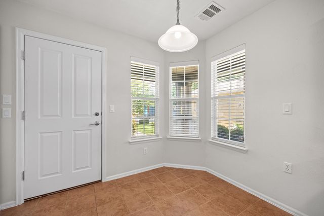 522 Salt Creek LN, Georgetown, TX 78633