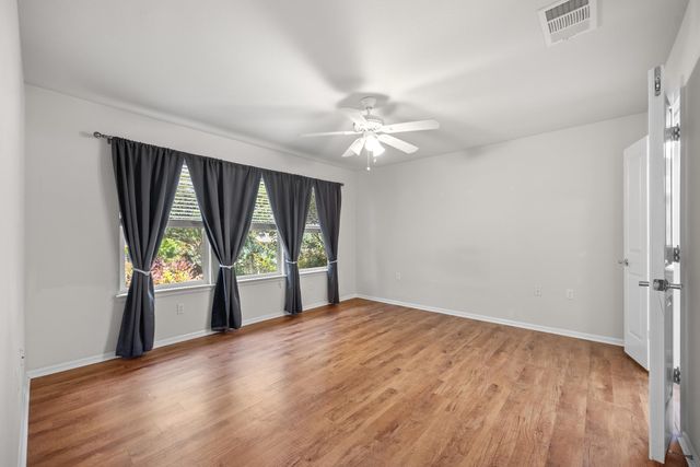 522 Salt Creek LN, Georgetown, TX 78633