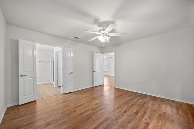 522 Salt Creek LN, Georgetown, TX 78633