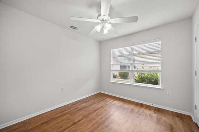 522 Salt Creek LN, Georgetown, TX 78633