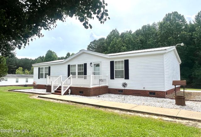 202 Purple Iris Drive, Pikeville, NC 27863