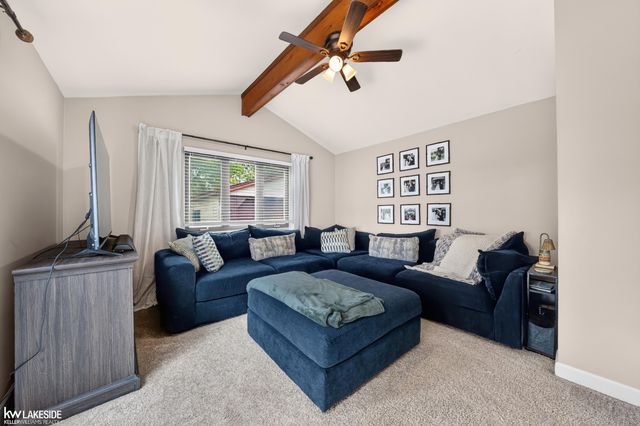 41117 Oak Hill Drive, Clinton Township, MI 48038