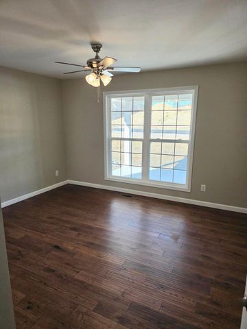 76 Emily Lane, London, KY 40744