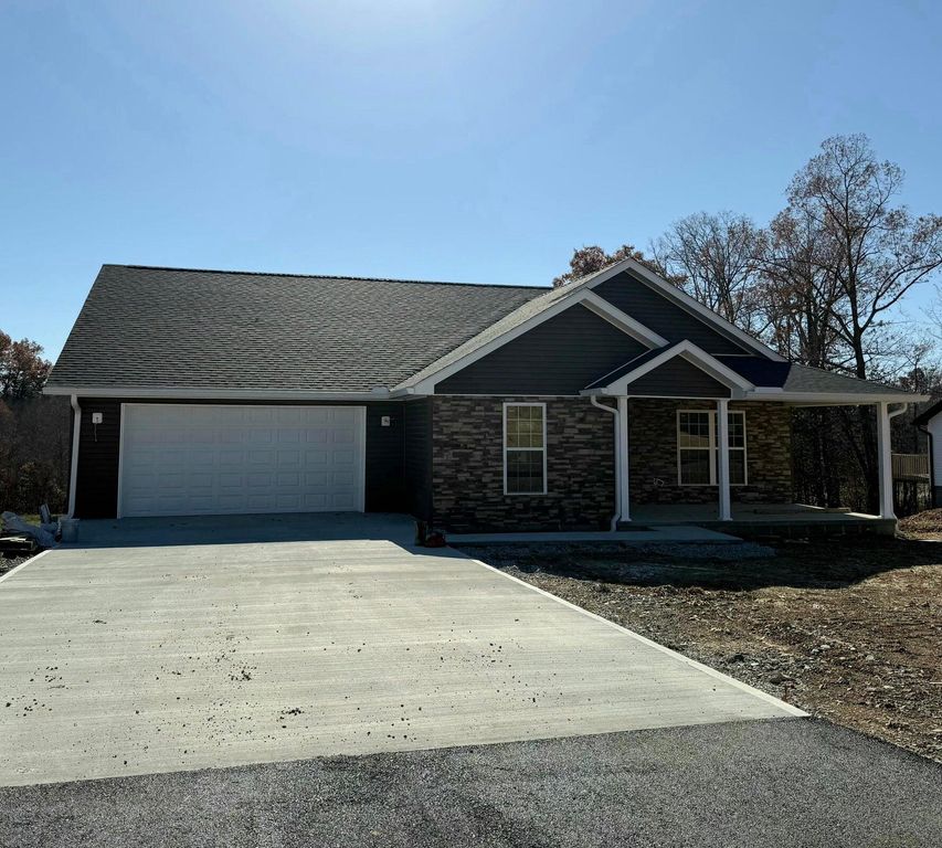 76 Emily Lane, London, KY 40744