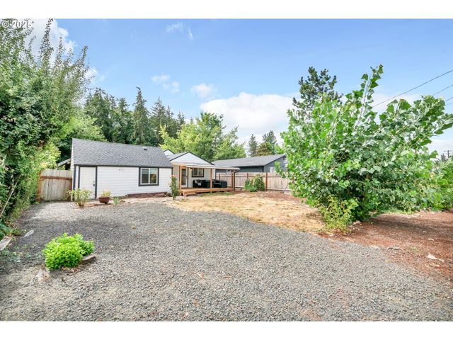428 W Centennial Blvd, Springfield, OR 97477