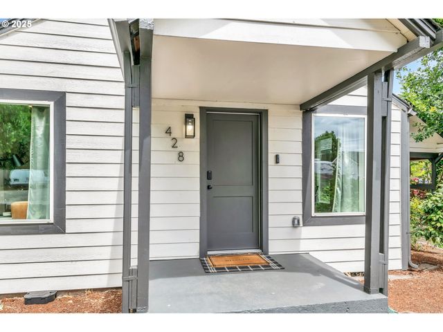 428 W Centennial Blvd, Springfield, OR 97477