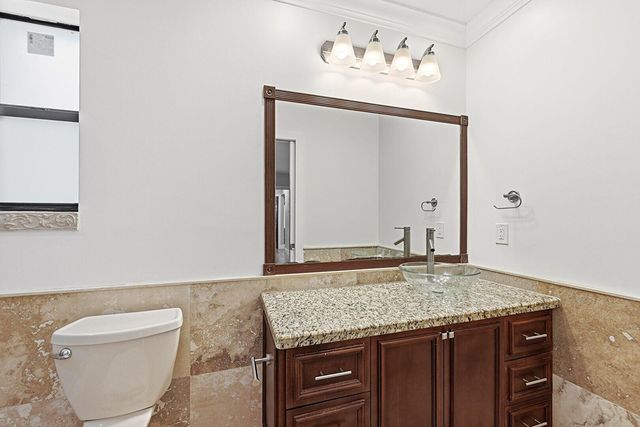 8370 NW 26th Place, Sunrise, FL 33322