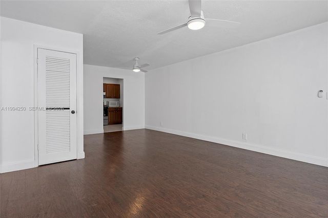 4043 NW 16th St 207, Lauderhill, FL 33313