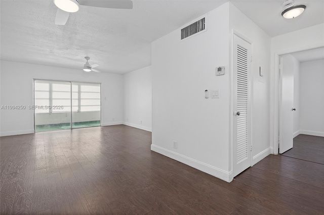 4043 NW 16th St 207, Lauderhill, FL 33313