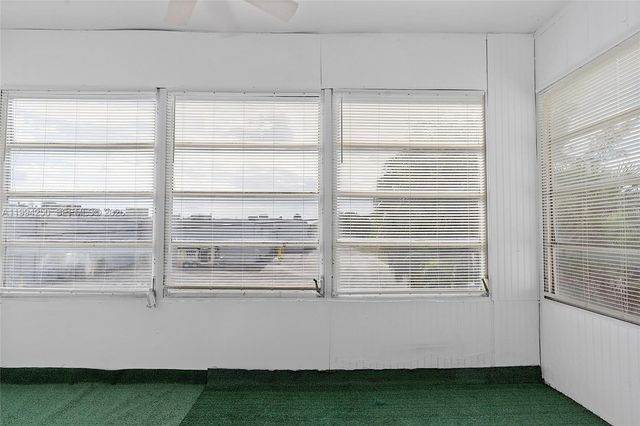 4043 NW 16th St 207, Lauderhill, FL 33313