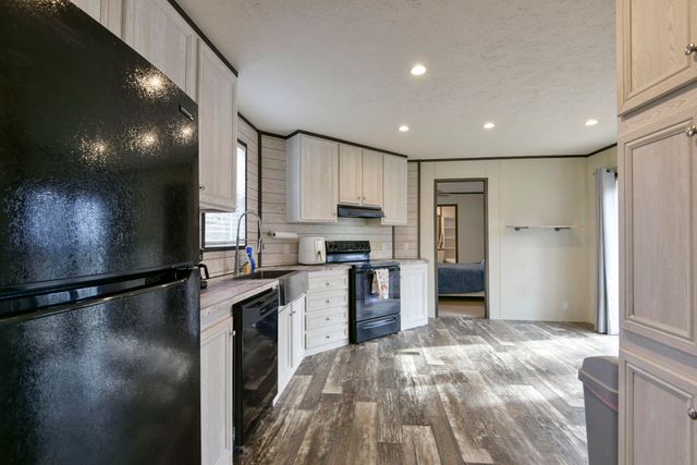 26629 Bobcat Lane, Shell Knob, MO 65747