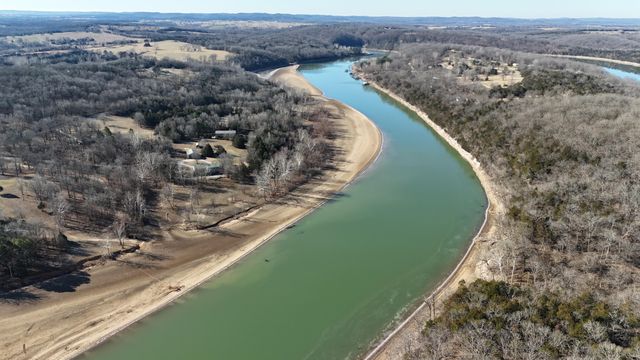 26629 Bobcat Lane, Shell Knob, MO 65747