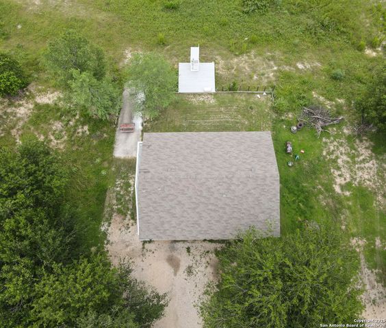 352 Longhorn Dr, Bandera, TX 78003