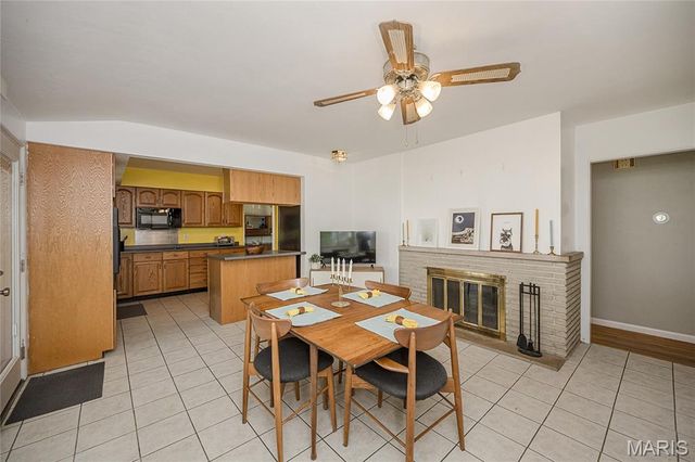8901 Larchwood Court, St Louis, MO 63126