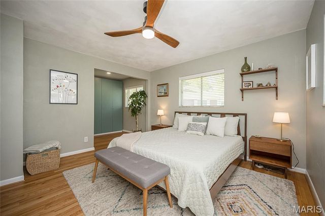 8901 Larchwood Court, St Louis, MO 63126