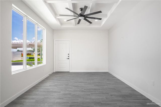 2104 E Viviana Street, Edinburg, TX 78542