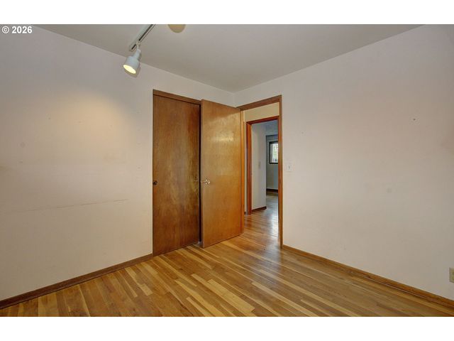 14351 Ne SAN RAFAEL St, Portland, OR 97230
