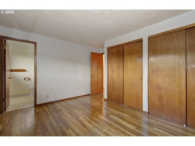 14351 Ne SAN RAFAEL St, Portland, OR 97230