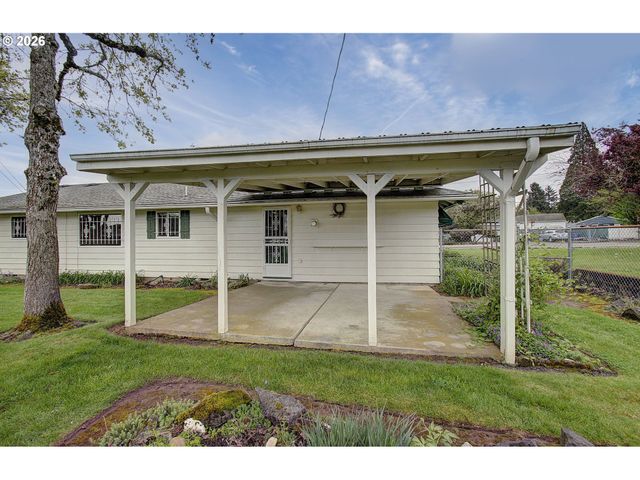14351 Ne SAN RAFAEL St, Portland, OR 97230