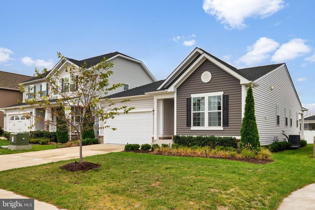 105 LENORE LN, Winchester, VA 22602