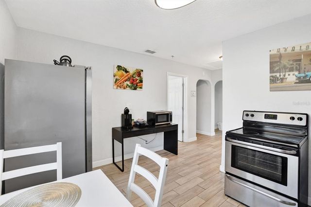 3711 1ST AVENUE S, St Petersburg, FL 33711