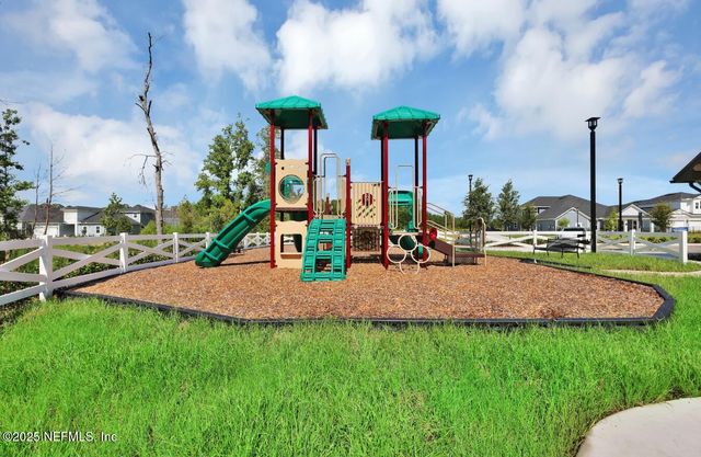 3961 GAREYS FERRY Way, Middleburg, FL 32043