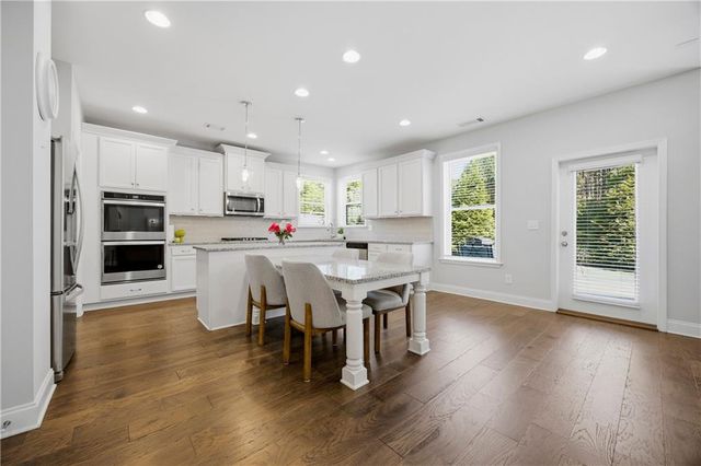 7055 Concord Brook Lane, Cumming, GA 30028