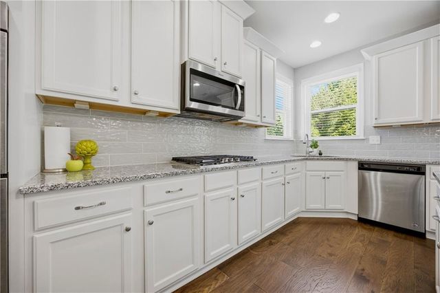 7055 Concord Brook Lane, Cumming, GA 30028