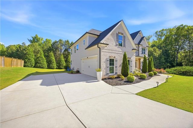 7055 Concord Brook Lane, Cumming, GA 30028