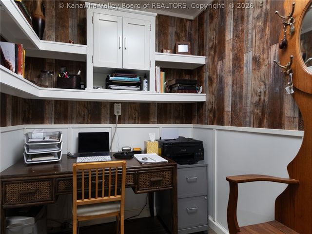 3005 Mount Vernon Drive, Hurricane, WV 25526
